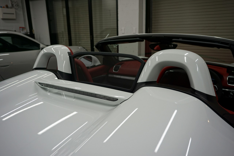 ポルシェ ボクスター Boster（Type981） Spyder  スパイダークラシックインテリア  カーボンフルバケットシート 中古車 中古車