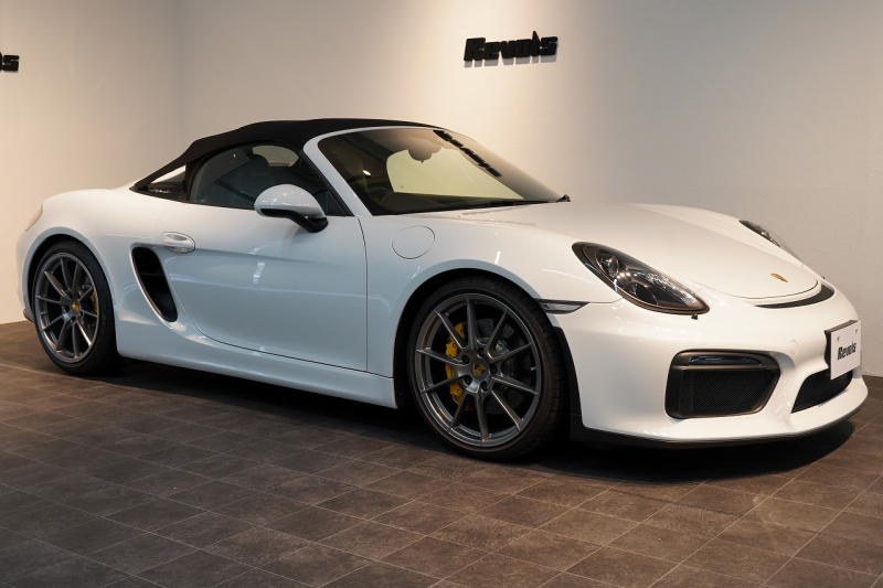 ポルシェ ボクスター Spyder PCCB アダプティブスポーツシート  オールレザー×イエローステッチ キャララホワイトメタリック  中古車