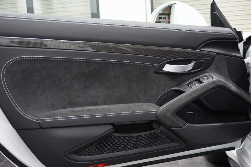 ポルシェ 911(Type991.2) GT3RS  中古車