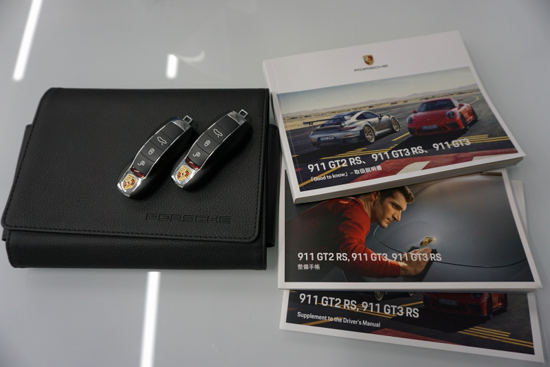 ポルシェ 911(Type991.2) GT3RS  中古車