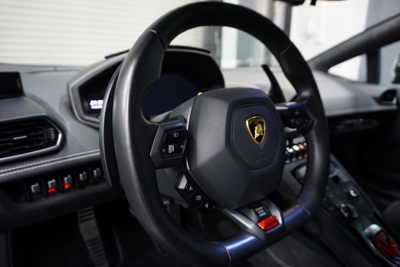 ランボルギーニ ウラカン Huracan LP610-4  ブランディングパッケージ スポーツエグゾースト リフティング LDS  中古車