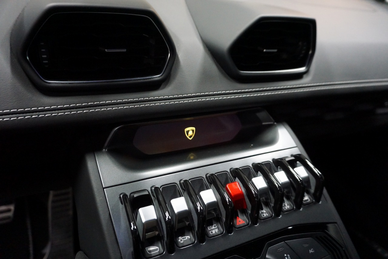 ランボルギーニ ウラカン Huracan LP610-4  ブランディングパッケージ スポーツエグゾースト リフティング LDS  中古車