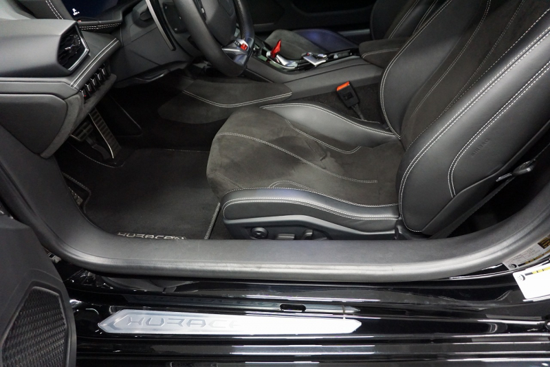 ランボルギーニ ウラカン Huracan LP610-4  ブランディングパッケージ スポーツエグゾースト リフティング LDS  中古車