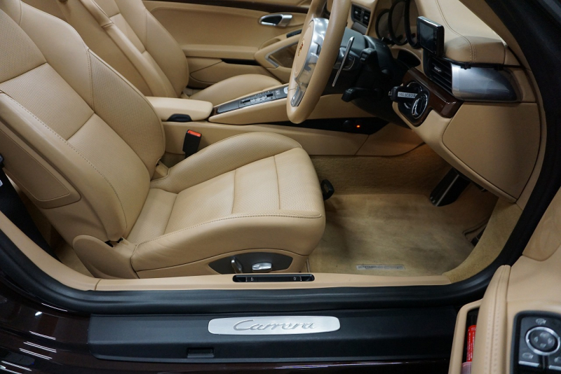 ポルシェ 911(Type991.1) Carrera Cabriolet スポーツエグゾースト オールレザーインテリア スポーツデザイン20ホイール マホガニーメタリック  中古車