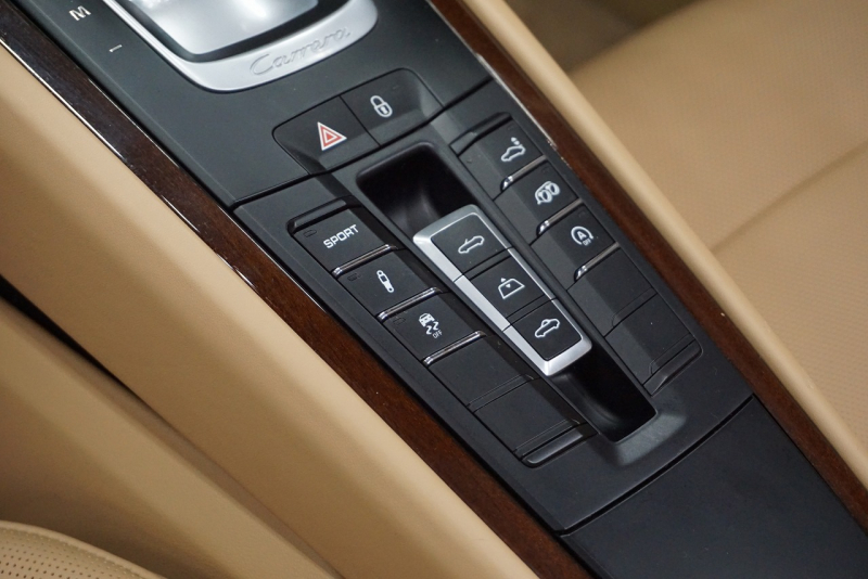 ポルシェ 911(Type991.1) Carrera Cabriolet スポーツエグゾースト オールレザーインテリア スポーツデザイン20ホイール マホガニーメタリック  中古車