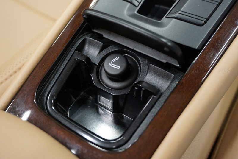 ポルシェ 911(Type991.1) Carrera Cabriolet スポーツエグゾースト オールレザーインテリア スポーツデザイン20ホイール マホガニーメタリック  中古車