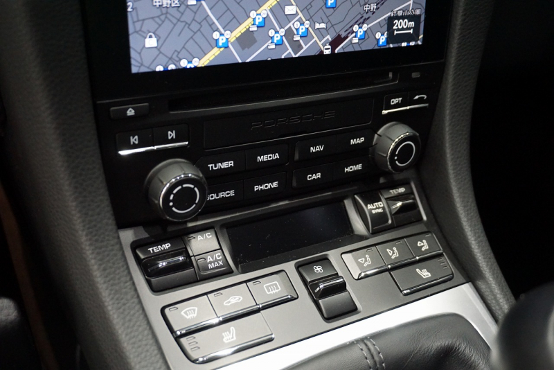 ポルシェ 911(Type991.2) Carrera 7MT PCCB スポーツクロノ スポーツエグゾースト LEDヘッドライト RSスパイダー20ホイール アゲートグレーメタリック  中古車