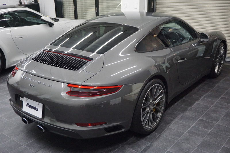 ポルシェ 911(Type991.2) Carrera 7MT PCCB スポーツクロノ スポーツエグゾースト LEDヘッドライト RSスパイダー20ホイール アゲートグレーメタリック  中古車