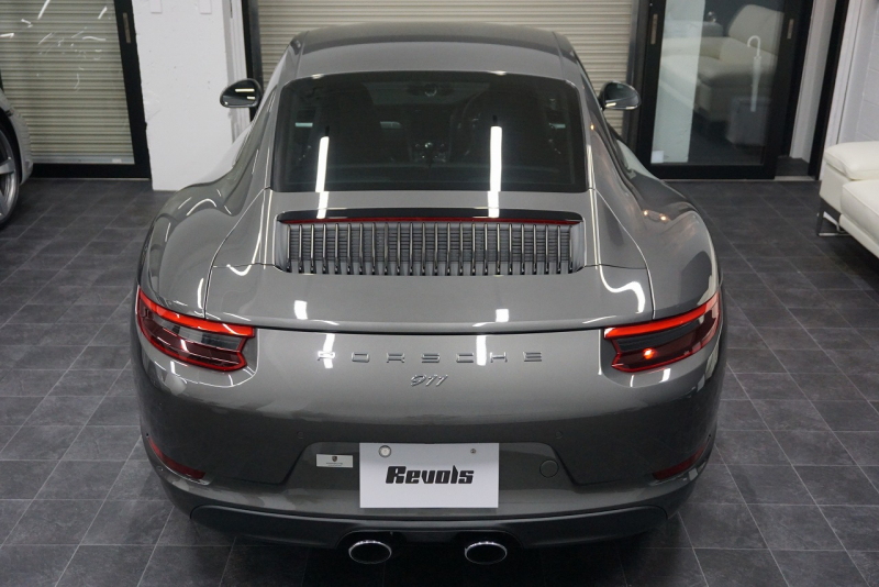 ポルシェ 911(Type991.2) Carrera 7MT PCCB スポーツクロノ スポーツエグゾースト LEDヘッドライト RSスパイダー20ホイール アゲートグレーメタリック  中古車