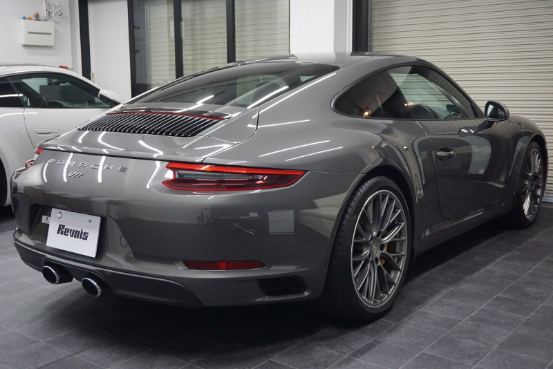 ポルシェ 911(Type991.2) Carrera 7MT PCCB スポーツクロノ スポーツエグゾースト LEDヘッドライト RSスパイダー20ホイール アゲートグレーメタリック  中古車