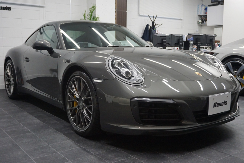 ポルシェ 911(Type991.2) Carrera 7MT PCCB スポーツクロノ スポーツエグゾースト LEDヘッドライト RSスパイダー20ホイール アゲートグレーメタリック  中古車