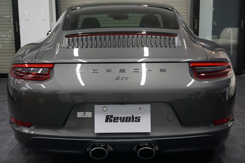 ポルシェ 911(Type991.2) Carrera 7MT PCCB スポーツクロノ スポーツエグゾースト LEDヘッドライト RSスパイダー20ホイール アゲートグレーメタリック  中古車