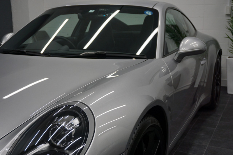 ポルシェ 911(Type991.2) Carrera PDK スポーツクロノパッケージ スポーツエグゾースト  CarerraS20インチホイール GTシルバーメタリック  中古車