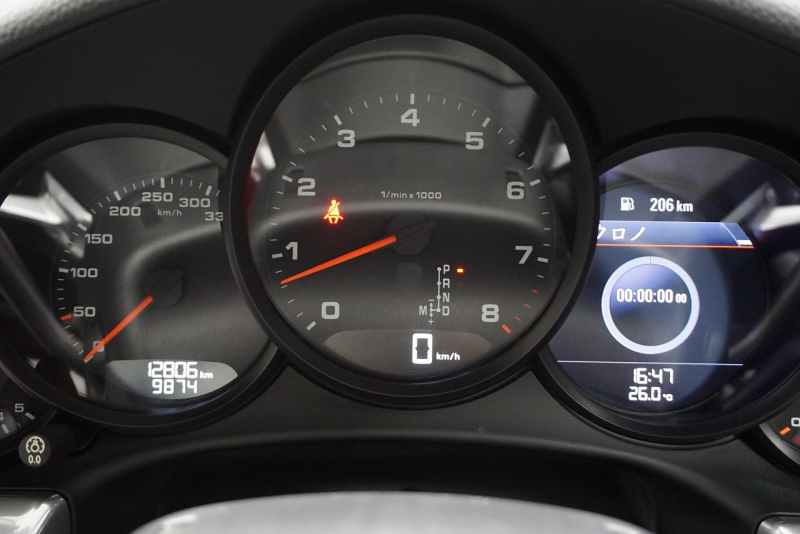 ポルシェ 911(Type991.2) Carrera PDK スポーツクロノパッケージ スポーツエグゾースト  CarerraS20インチホイール GTシルバーメタリック  中古車