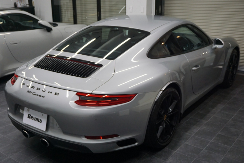 ポルシェ 911(Type991.2) Carrera PDK スポーツクロノパッケージ スポーツエグゾースト  CarerraS20インチホイール GTシルバーメタリック  中古車