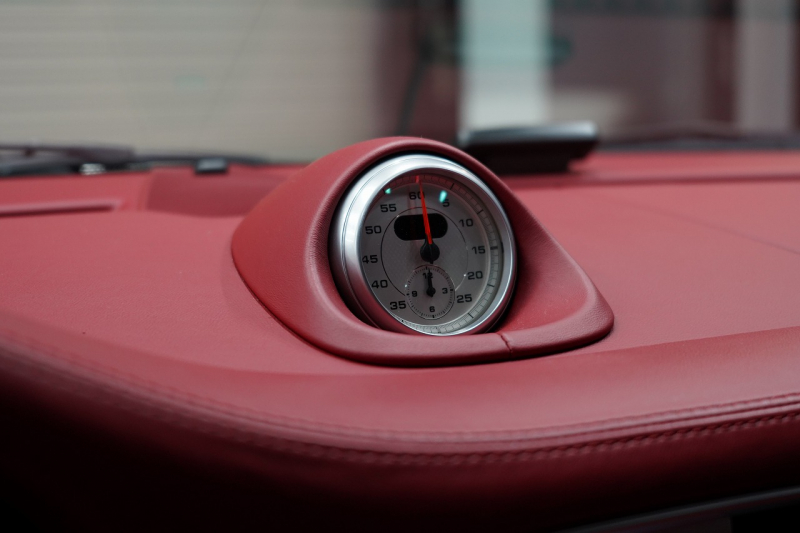 ポルシェ 911(Type997) Turbo S PCCB オールレザーインテリア GTシルバー 中古車 中古車