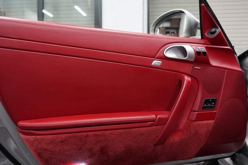 ポルシェ 911(Type997) Turbo S PCCB オールレザーインテリア GTシルバー 中古車 中古車