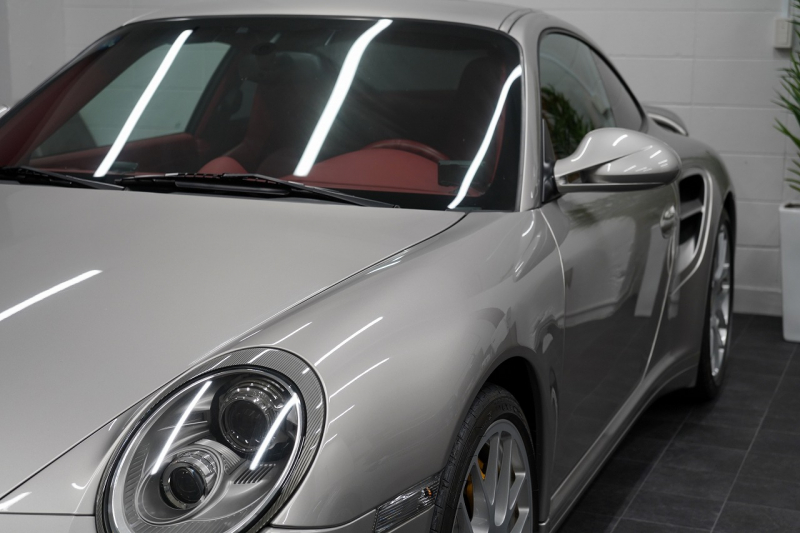 ポルシェ 911(Type997) Turbo S PCCB オールレザーインテリア GTシルバー 中古車 中古車