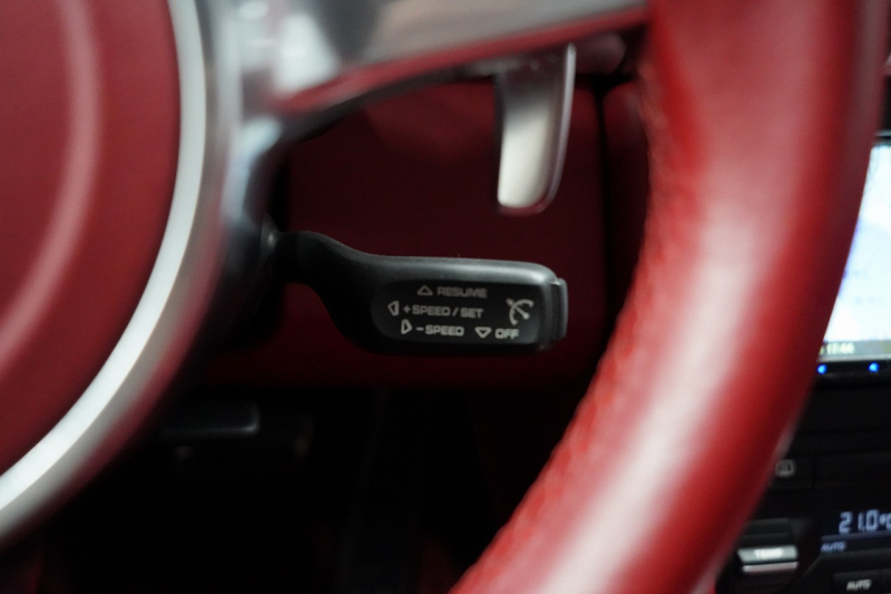 ポルシェ 911(Type997) Turbo S PCCB オールレザーインテリア GTシルバー 中古車 中古車