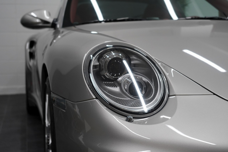 ポルシェ 911(Type997) Turbo S PCCB オールレザーインテリア GTシルバー 中古車 中古車