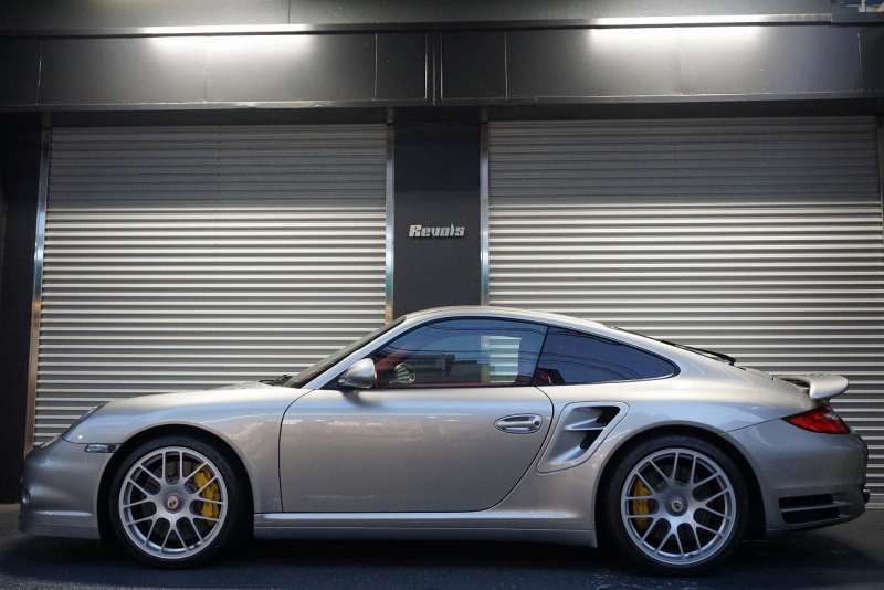 ポルシェ 911(Type997) Turbo S PCCB オールレザーインテリア GTシルバー 中古車 中古車