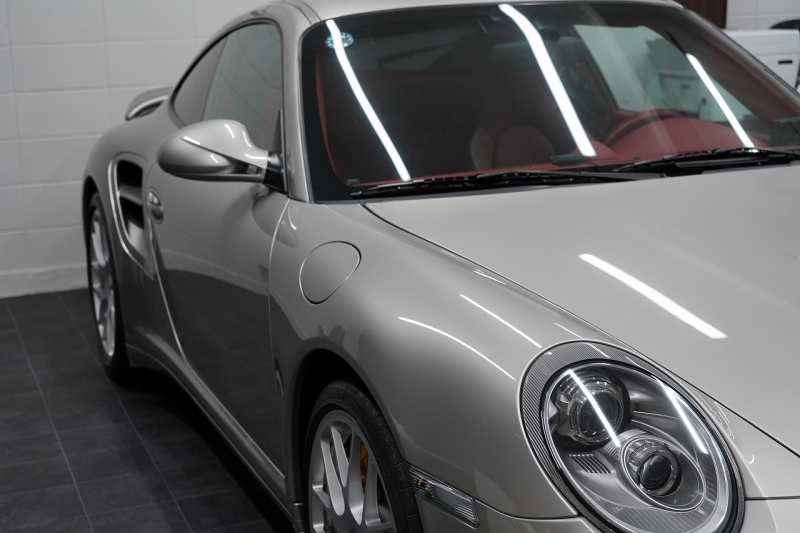 ポルシェ 911(Type997) Turbo S PCCB オールレザーインテリア GTシルバー 中古車 中古車