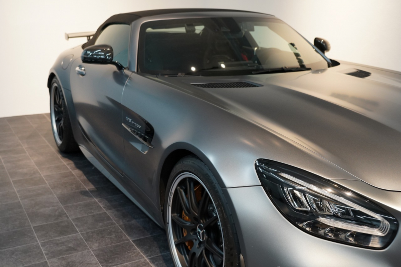 AMG その他 Mercedes-AMG GTR ROADSTER 世界限定車 カーボンセラミックブレーキ セレナイトグレーマグノ  中古車