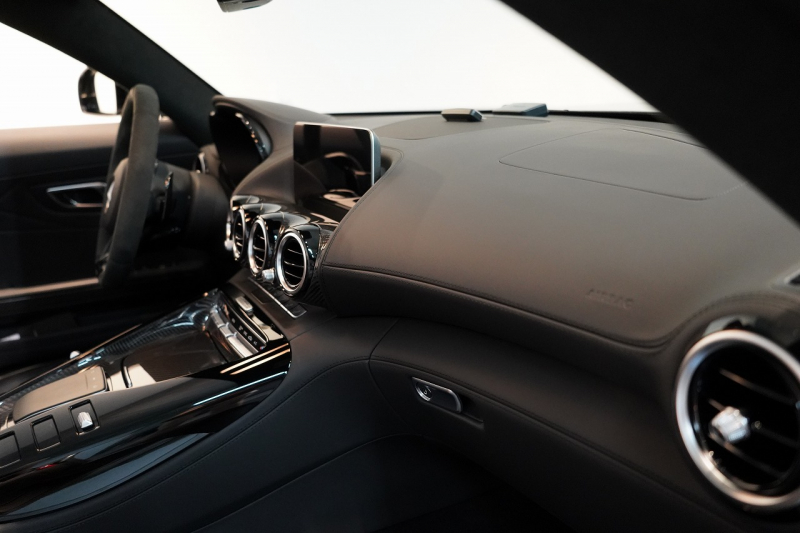 AMG その他 Mercedes-AMG GTR ROADSTER 世界限定車 カーボンセラミックブレーキ セレナイトグレーマグノ  中古車