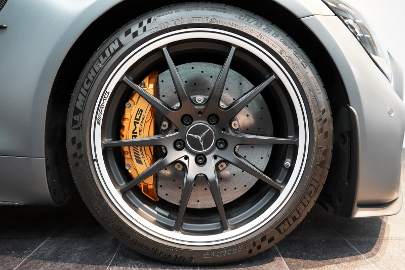 AMG その他 Mercedes-AMG GTR ROADSTER 世界限定車 カーボンセラミックブレーキ セレナイトグレーマグノ  中古車