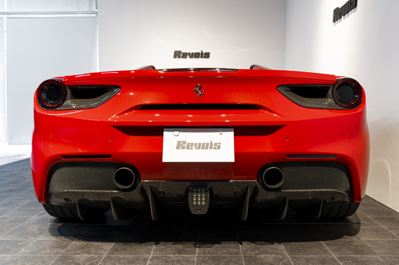 フェラーリ 488スパイダー テーラーメイド/OP2000万over/特別仕様内装 中古車 中古車