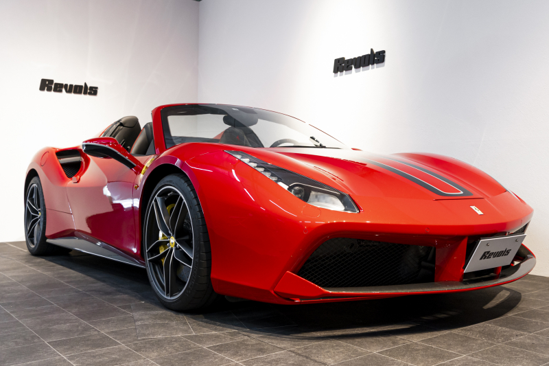 フェラーリ 488スパイダー テーラーメイド/OP2000万over/特別仕様内装 中古車 中古車