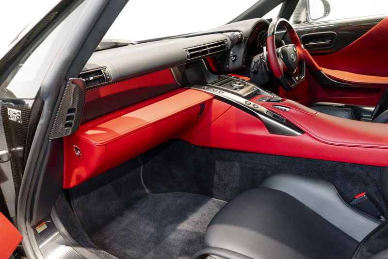 レクサス LFA 中古車 中古車