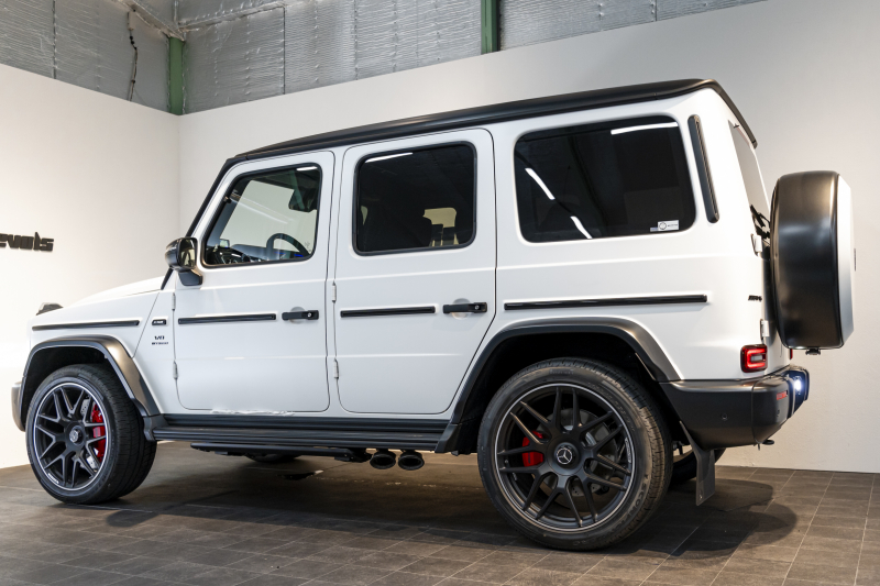 メルセデスベンツ Gクラス マグノヒーローエディション 全面プロテクションフィルム施工　電動サイドステップ 中古車 中古車