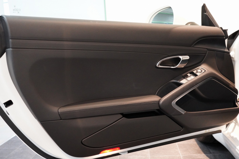 ポルシェ 911(Type991) Carrera S 7MT スポーツクロノパッケージ PASMスポーツシャーシ  中古車