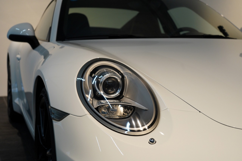 ポルシェ 911(Type991) Carrera S 7MT スポーツクロノパッケージ PASMスポーツシャーシ  中古車