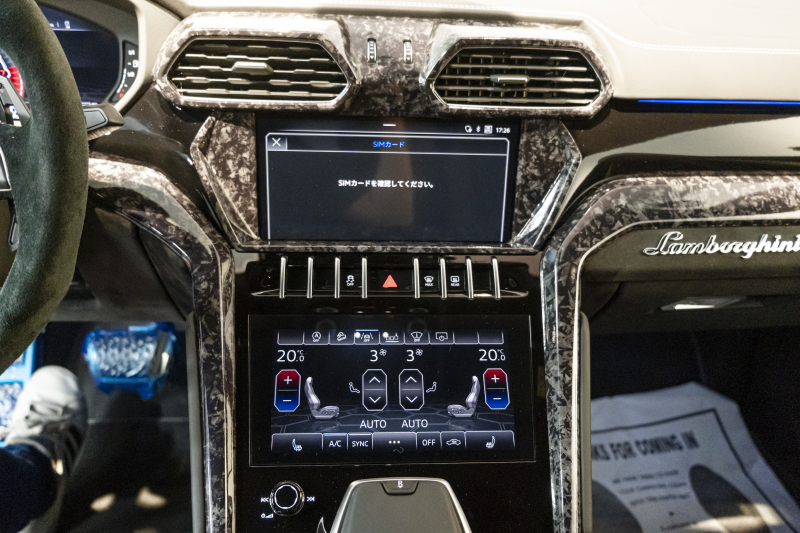 ランボルギーニ ウルス 5名乗車ハイウェイアシスタントPKG　HUD　B&O3Dオーディオ　リアエンタメ　23インチAW 中古車 中古車