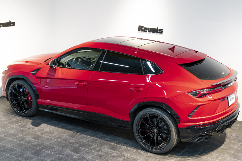 ランボルギーニ ウルス 5名乗車ハイウェイアシスタントPKG　HUD　B&O3Dオーディオ　リアエンタメ　23インチAW 中古車 中古車