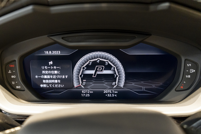 ランボルギーニ ウルス 5名乗車ハイウェイアシスタントPKG　HUD　B&O3Dオーディオ　リアエンタメ　23インチAW 中古車 中古車