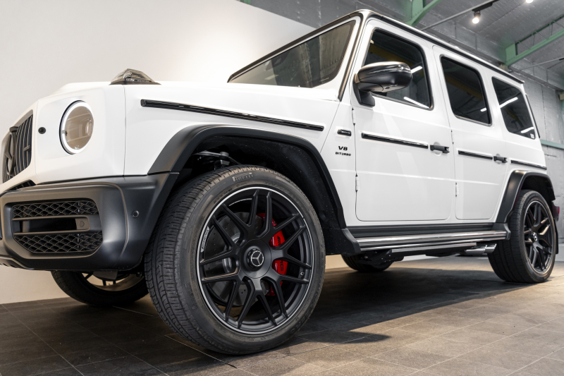 メルセデスベンツ Gクラス G63　エディションマグノ　マットホワイト　電動ステップ　追加アンビエントライト　ウッドデッキ 中古車 中古車