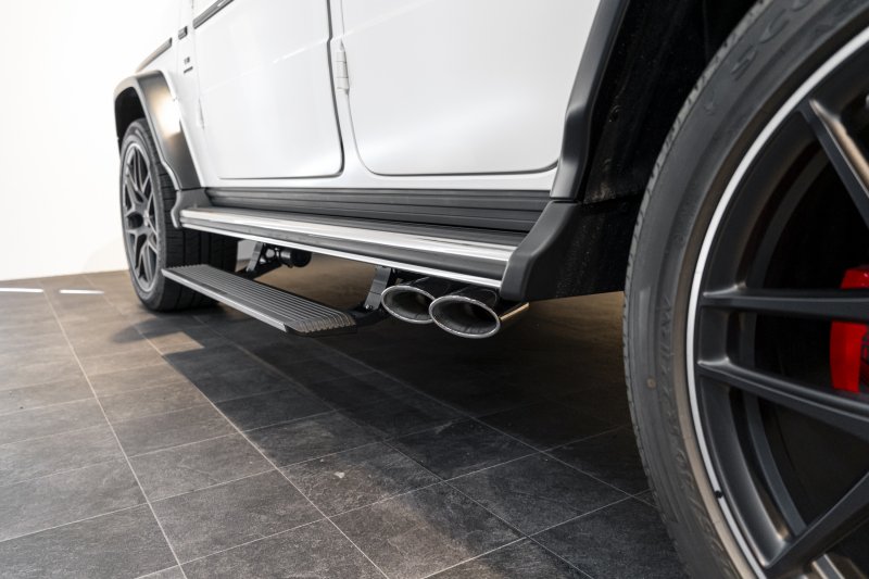 メルセデスベンツ Gクラス G63　エディションマグノ　マットホワイト　電動ステップ　追加アンビエントライト　ウッドデッキ 中古車 中古車