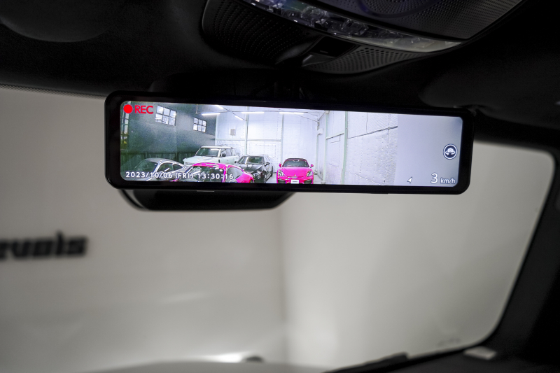 メルセデスベンツ Gクラス G63　エディションマグノ　マットホワイト　電動ステップ　追加アンビエントライト　ウッドデッキ 中古車 中古車