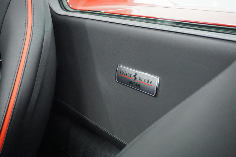 フェラーリ 488スパイダー テーラーメイド/スクーデリアコレクション　OP1700OVER  中古車
