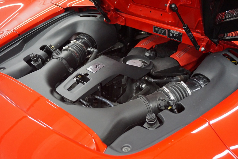 フェラーリ 488スパイダー テーラーメイド/スクーデリアコレクション　OP1700OVER  中古車