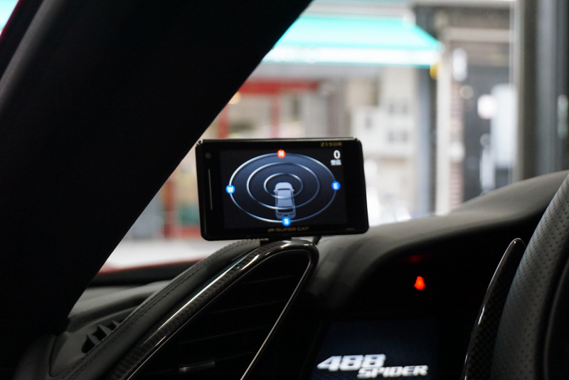 フェラーリ 488スパイダー テーラーメイド/スクーデリアコレクション　OP1700OVER  中古車