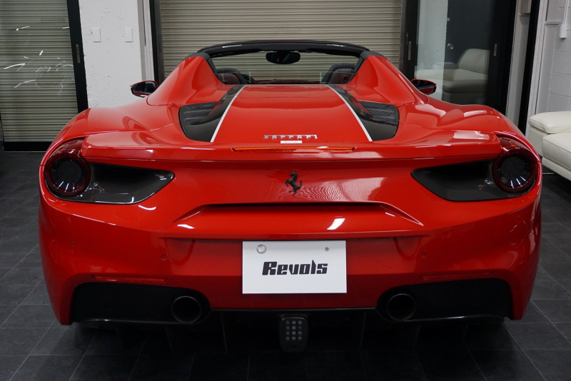 フェラーリ 488スパイダー テーラーメイド/スクーデリアコレクション　OP1700OVER  中古車