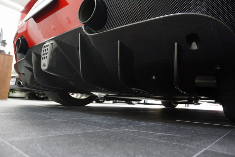 フェラーリ 488スパイダー テーラーメイド/スクーデリアコレクション　OP1700OVER  中古車