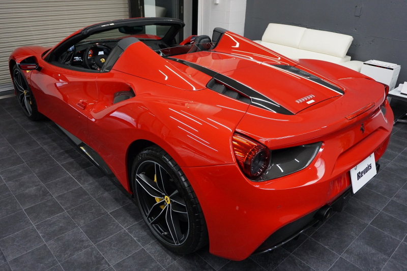 フェラーリ 488スパイダー テーラーメイド/スクーデリアコレクション　OP1700OVER  中古車