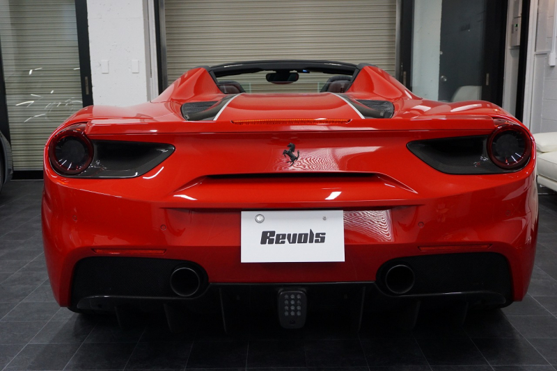 フェラーリ 488スパイダー テーラーメイド/スクーデリアコレクション　OP1700OVER  中古車