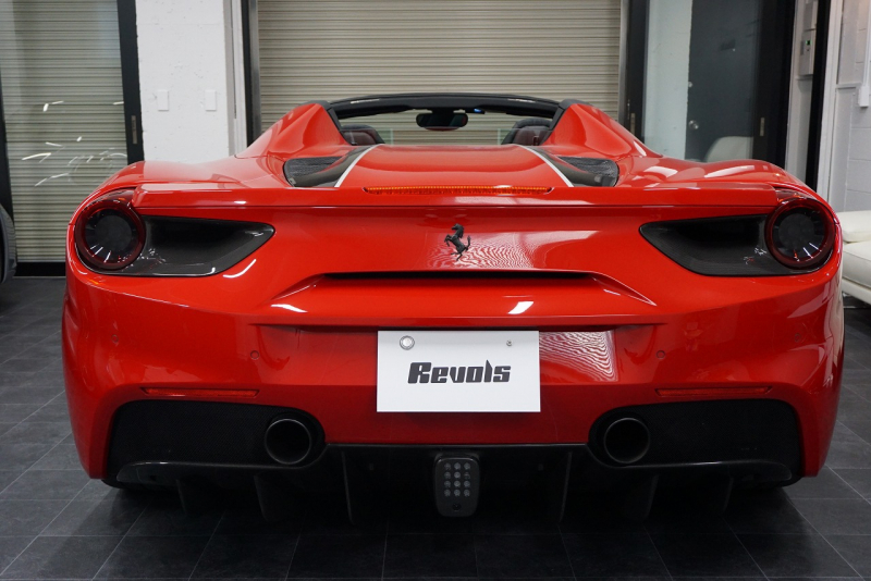 フェラーリ 488スパイダー テーラーメイド/スクーデリアコレクション　OP1700OVER  中古車