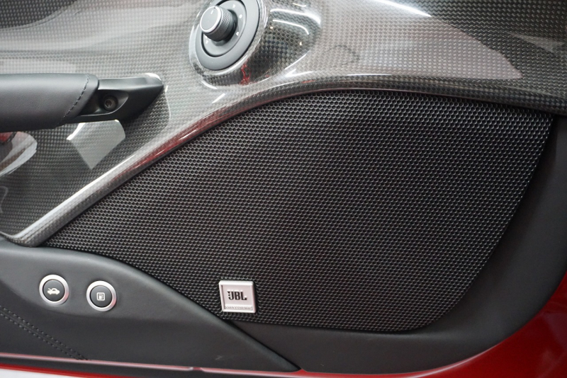 フェラーリ 488スパイダー テーラーメイド/スクーデリアコレクション　OP1700OVER  中古車